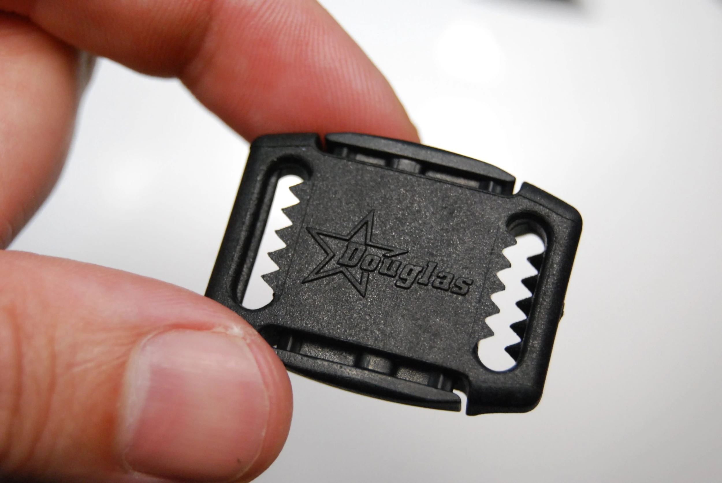 Douglas EZ Pro Snap (Pairs)